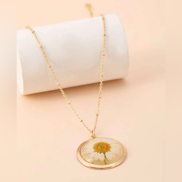 Darling Daisy Genuine Pressed Preserved Dried Gold Flower Floral Summer Necklace - Picture 7 of 16